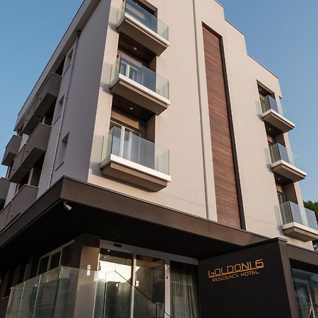 Residence Goldoni6 Suite Apartment Римини Екстериор снимка