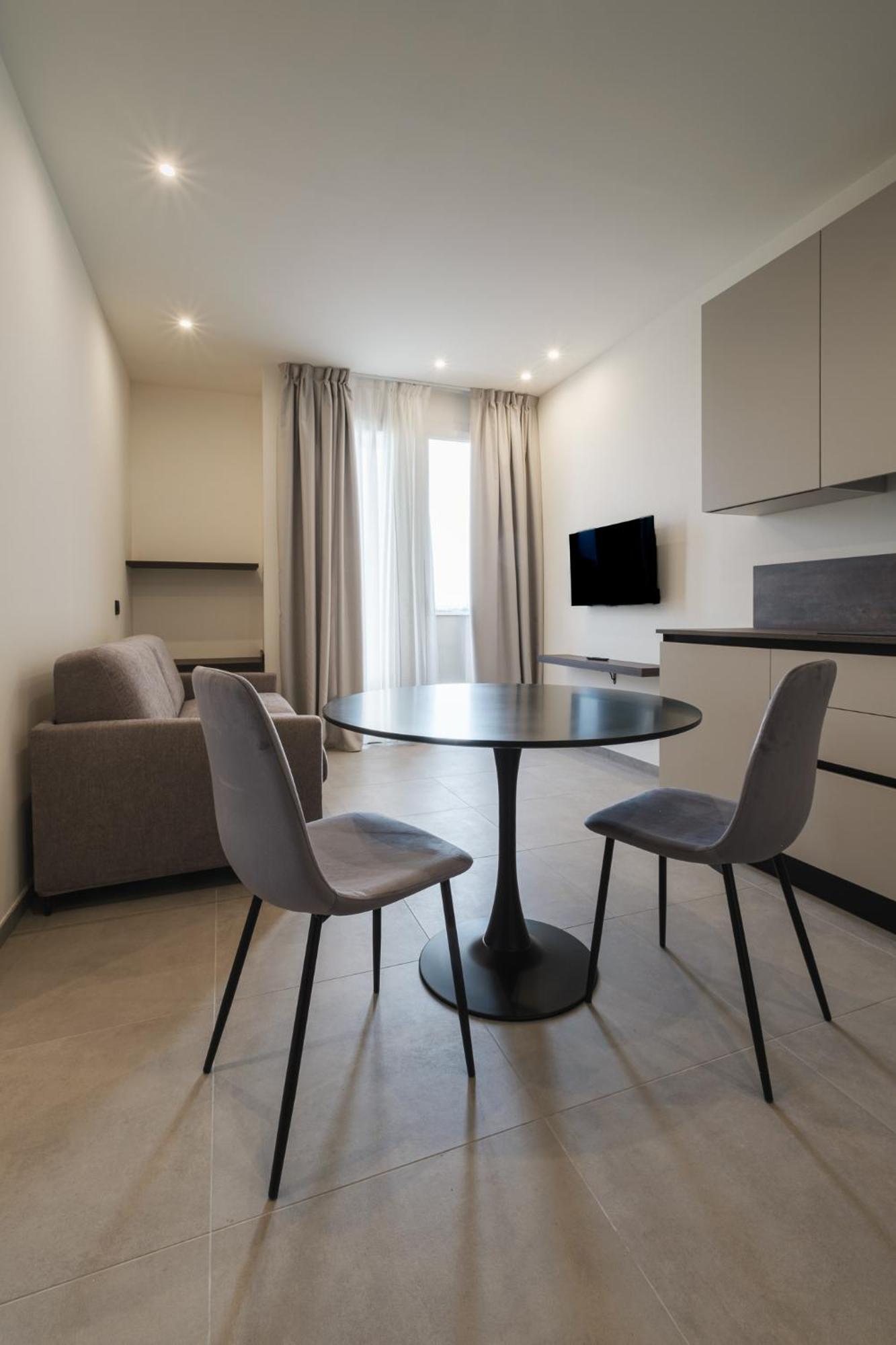 Residence Goldoni6 Suite Apartment Римини Екстериор снимка