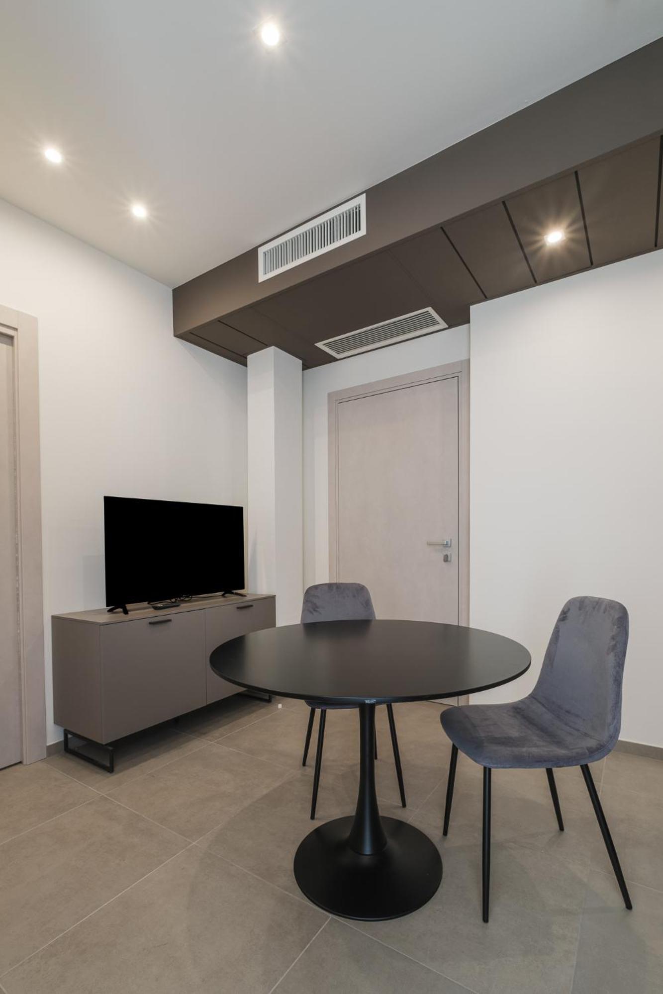 Residence Goldoni6 Suite Apartment Римини Екстериор снимка