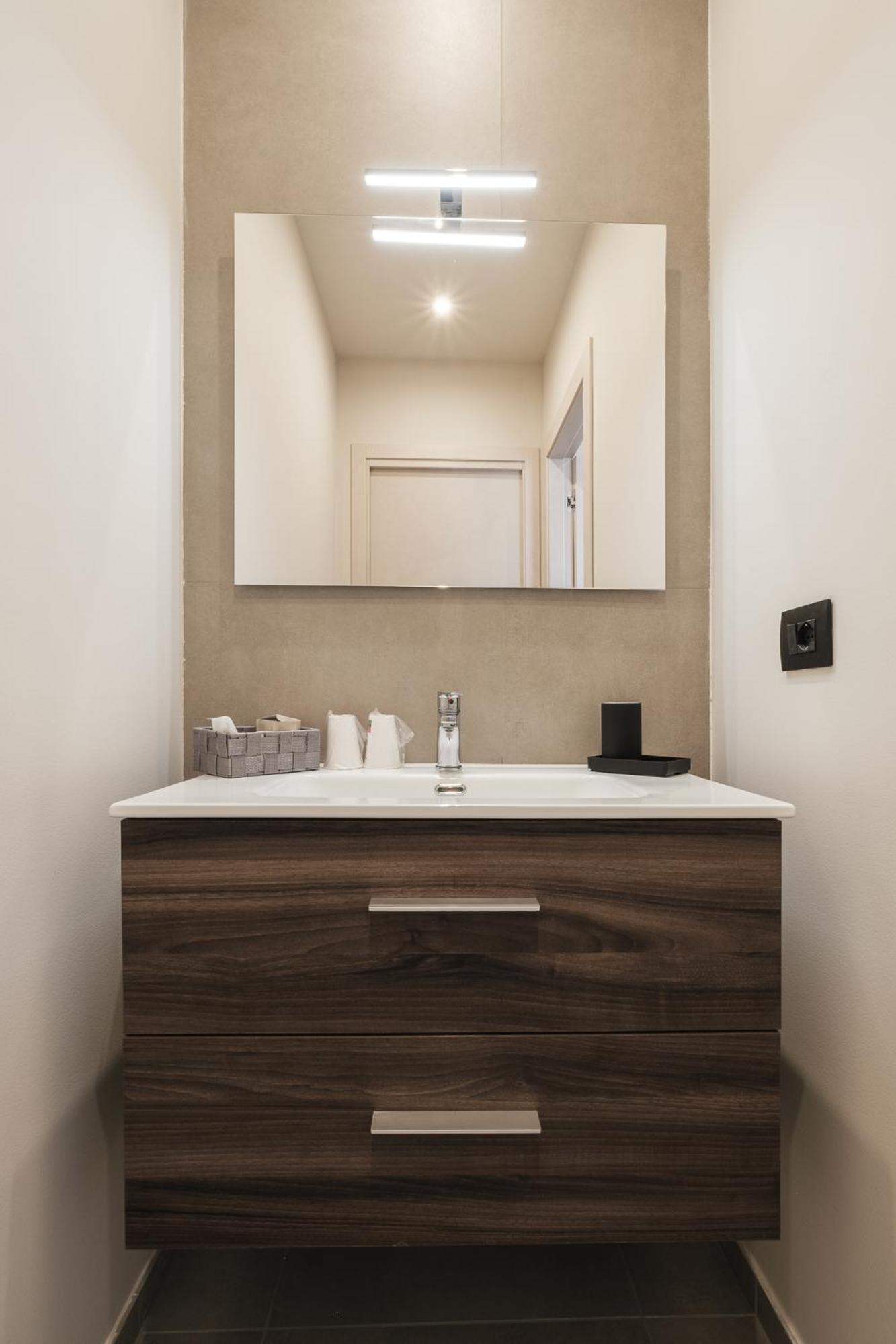 Residence Goldoni6 Suite Apartment Римини Екстериор снимка